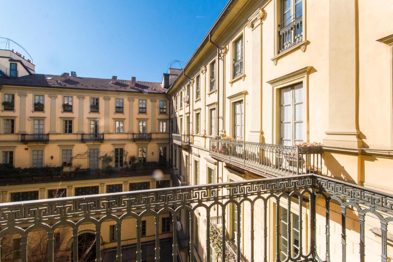 Golden Eagle Apartment Turin Exterior photo